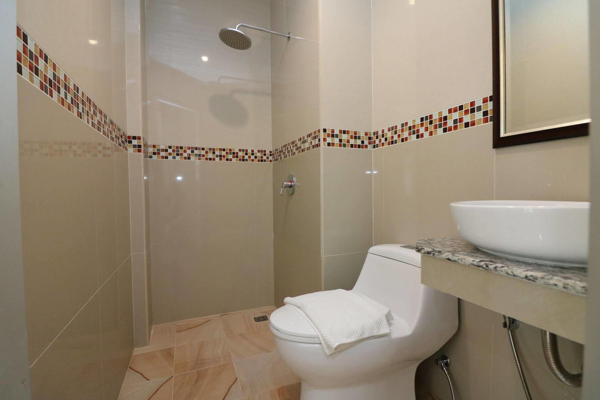 Calivefornia 2016 Otel Chiang Rai Dış mekan fotoğraf