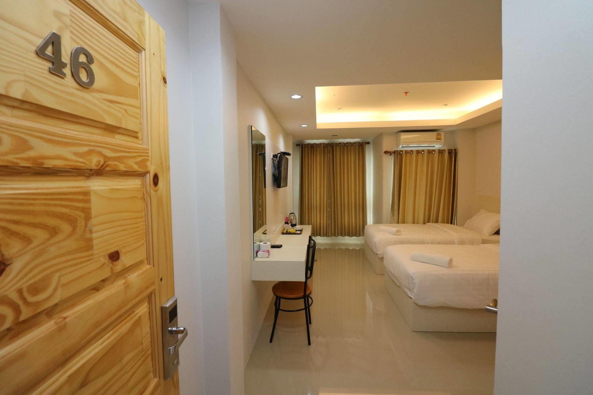 Calivefornia 2016 Otel Chiang Rai Dış mekan fotoğraf